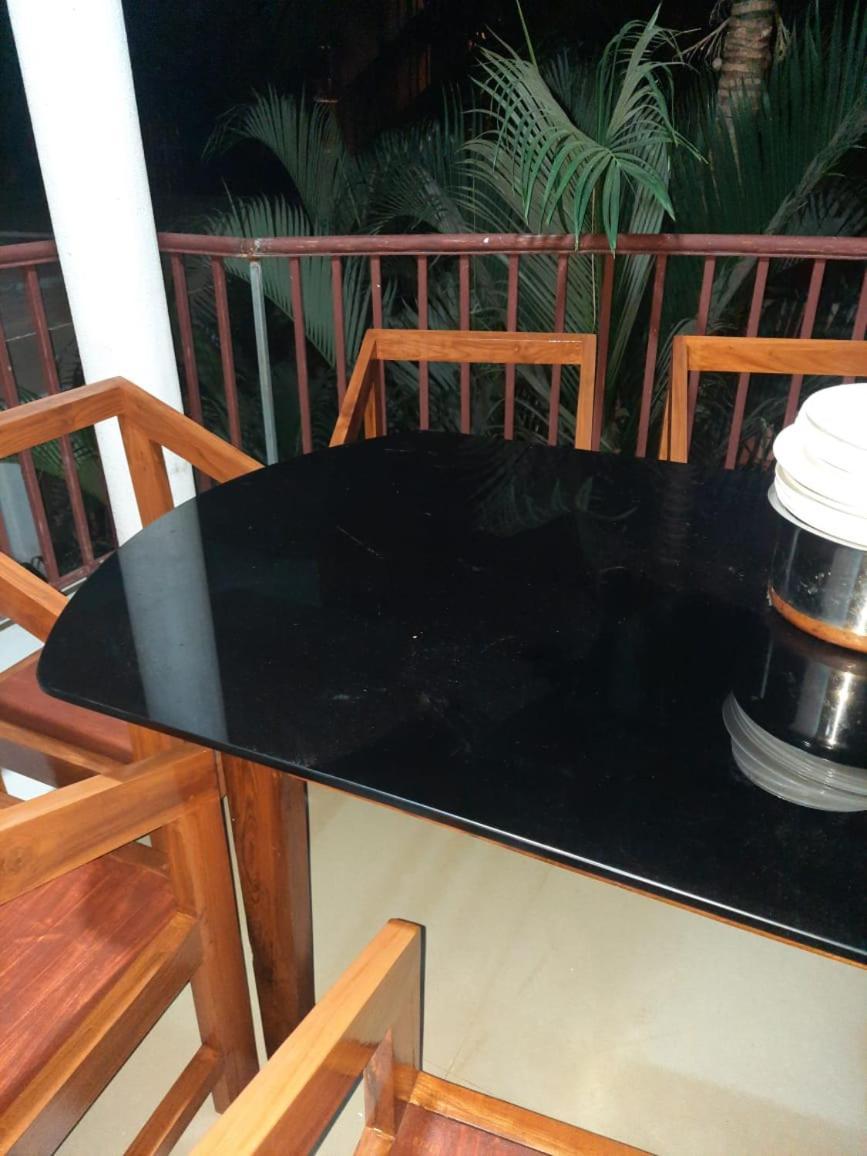 Esha Apartment Calangute Habitación foto